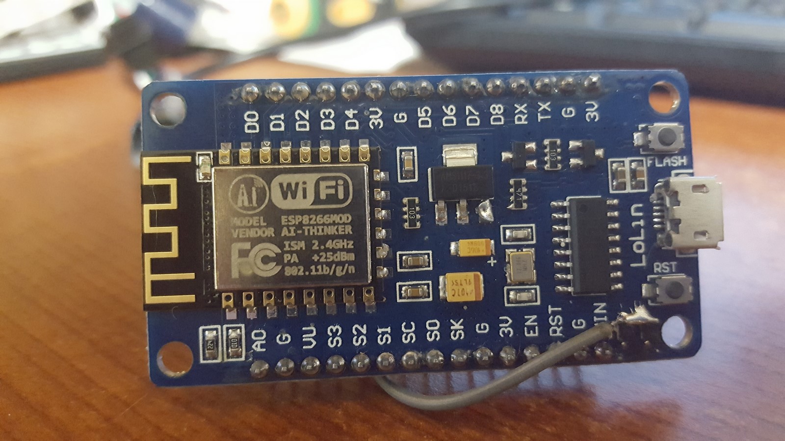 ESP8266 AMS1117 wire solder2 5V